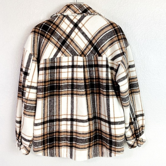 Garage Vancity Brown Plaid Shacket Size L - Picture 4 of 7